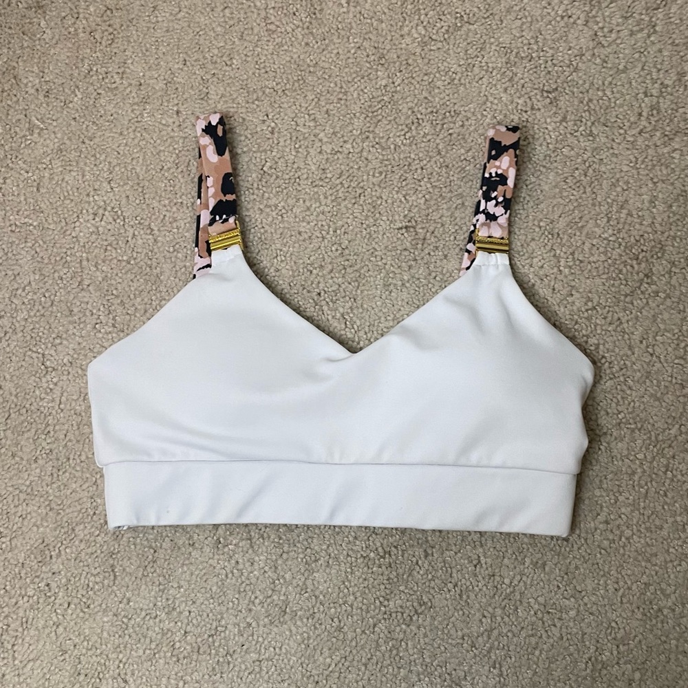 Cleo Harper Eska Bralet